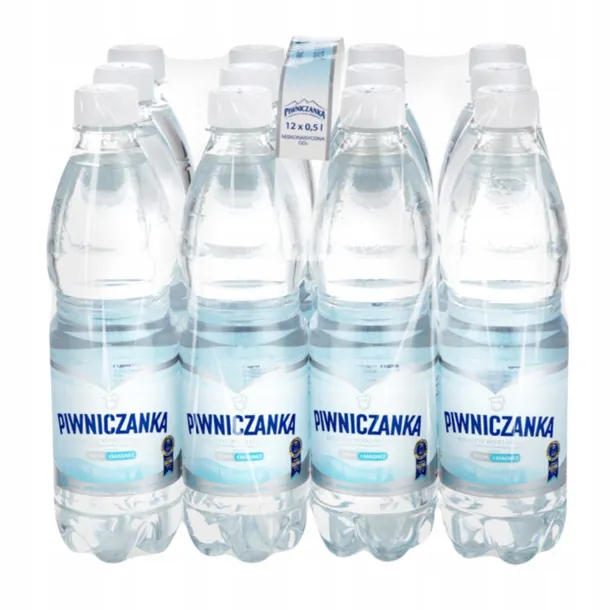 PIWNICZANKA Naturalna Woda Mineralna Niskonasycona CO2 500 ml